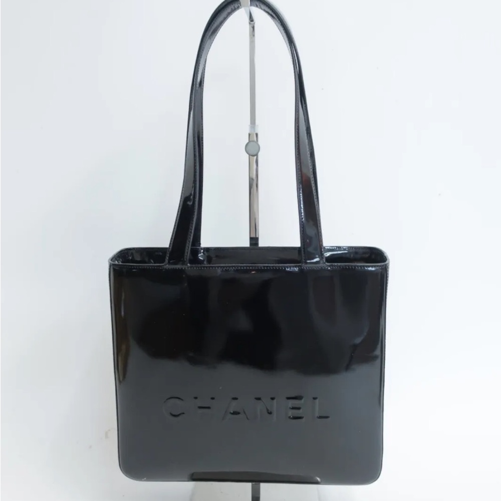 Chanel Authentic Black Enamel Tote Shoulder Bag - Picture 3 of 13